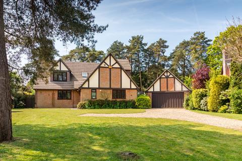 Evergreens, Ringwood BH24 4 bed detached house for sale