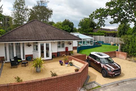 4 bedroom detached bungalow for sale