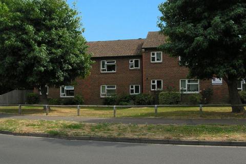 Woking 2 bed flat for sale