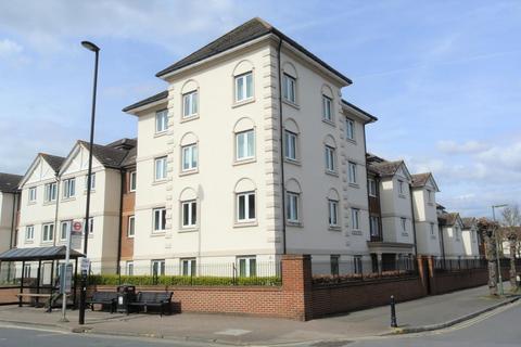 Parkland Grove, Ashford TW15 2 bed retirement property for sale