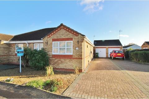 Davie Lane, Peterborough PE7 2 bed bungalow for sale