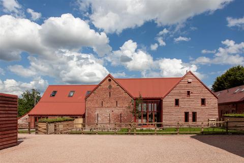 3 bedroom barn conversion for sale