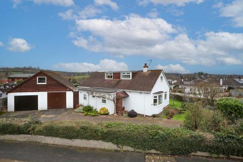 4 bedroom detached bungalow for sale