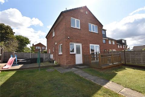 Hazel Avenue, Leeds, West Yorkshire 3 bed detached house for sale