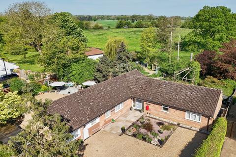 4 bedroom detached bungalow for sale