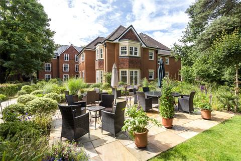 Dukes Ride, Berkshire RG45 1 bed apartment for sale