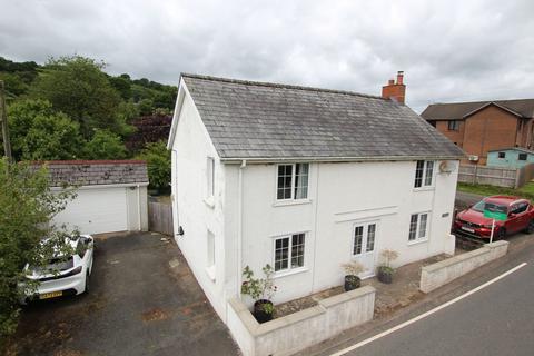 Pwllgloyw, Brecon, LD3 3 bed detached house for sale