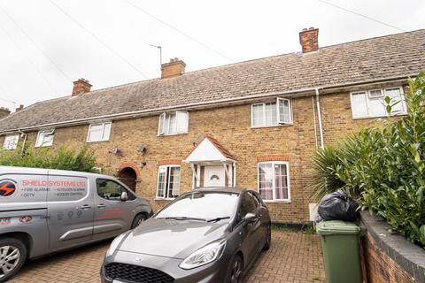 6 bedroom semi-detached house for sale