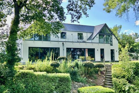 Warren Close, Ringwood, BH24 5 bed detached house for sale