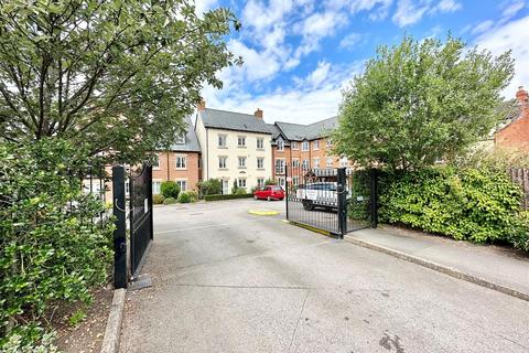 Daffodil Court, Newent GL18 2 bed retirement property for sale