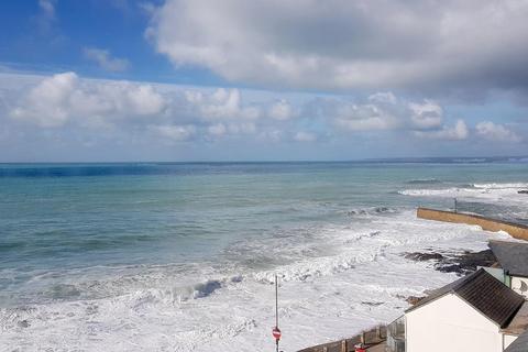 Cliff Road, Porthleven TR13 3 bed end of terrace house for sale