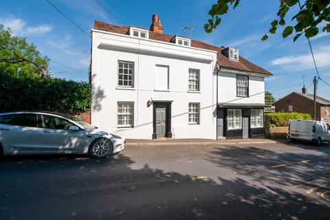 The Street, Detling, Maidstone 4 bed semi