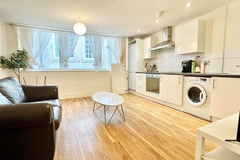 Sovereign Chambers, Temple Lane 1 bed apartment for sale