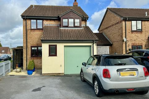 Belmont Close, Kingsteignton 4 bed detached house for sale