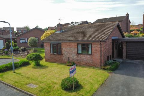 2 bed detached bungalow
