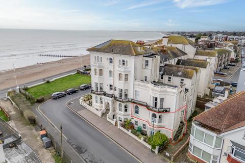 Victoria Road South, Bognor Regis 1 bed flat for sale