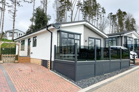 Castle Lake, Satlemarshe Castle, Nr... 2 bed park home for sale
