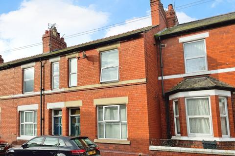 5 bedroom terraced house for sale