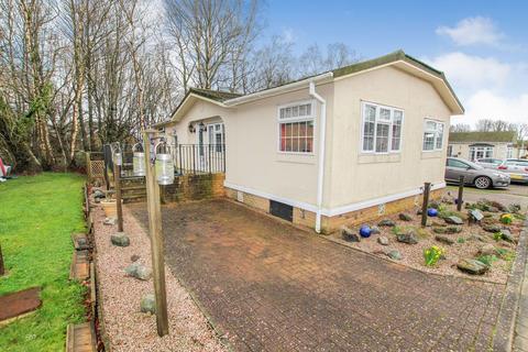 Pilgrims Close, Harrietsham, Maidstone 2 bed bungalow for sale
