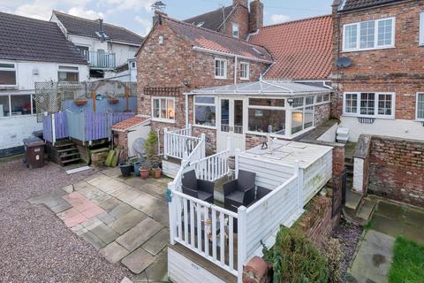 High Street, Cawood 3 bed cottage for sale