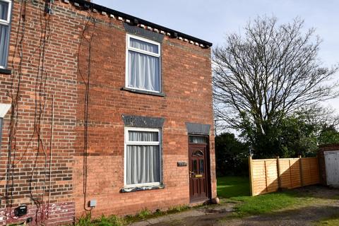 King Street, East Riding of Yorkshire... 2 bed end of terrace house for sale