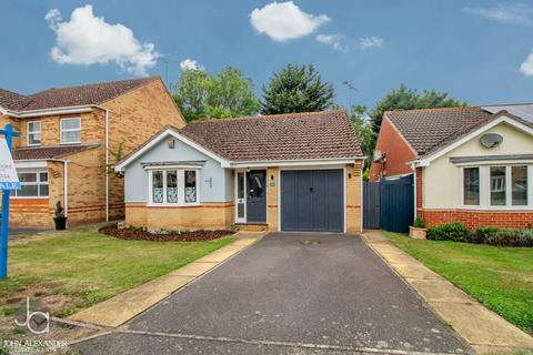 Hawthorn Road, Tolleshunt Knights 2 bed detached bungalow for sale