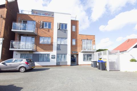 Bowyer Court, Pickford Lane 2 bed flat for sale