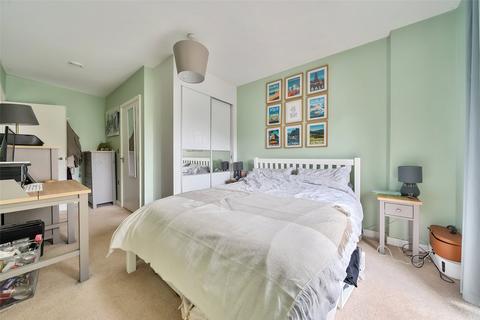 Sandy Hill Road, London 2 bed apartment for sale