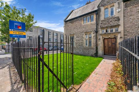 St. Germans Vicarage, Metal Street 4 bed semi