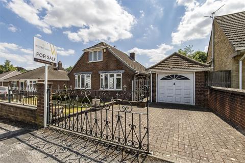Park Road, Old Tupton, Chesterfield 3 bed detached bungalow for sale