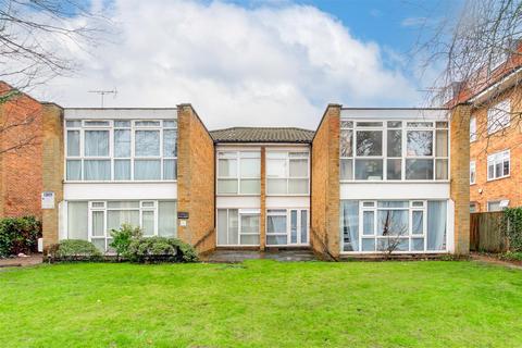 Sunningfields Road, Hendon, London 1 bed flat for sale