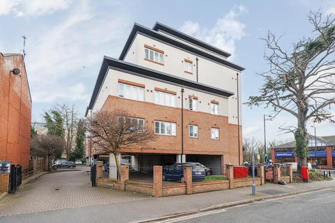 Bath Road,  Slough,  SL1 2 bed flat for sale