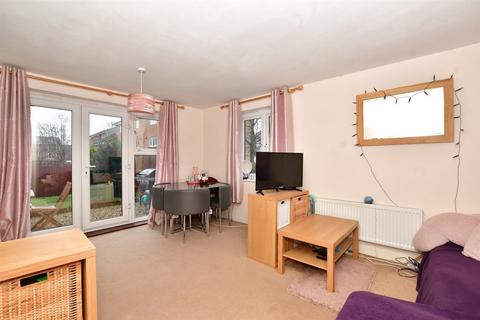 1 bedroom ground floor flat for sale