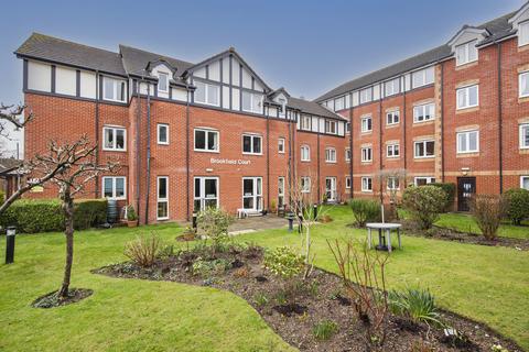 Brookfield Court, Springfield Road 1 bed apartment for sale
