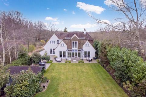 New Road, Windlesham GU20 4 bed detached house for sale
