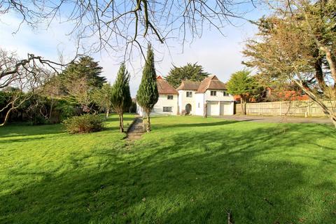 Firle Road, Seaford 4 bed detached house for sale