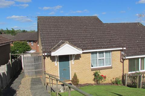 2 bedroom semi-detached bungalow for sale