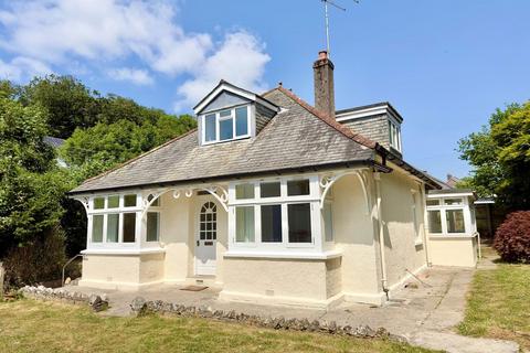 Gonvena Hill, Wadebridge, PL27 6DQ 4 bed detached bungalow for sale