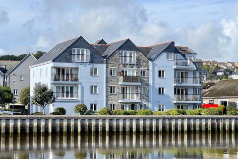 Town Quay, Wadebridge, PL27 2 bed apartment for sale