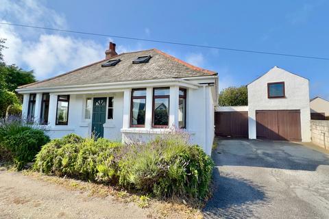 St Merryn, PL28 4 bed detached bungalow for sale