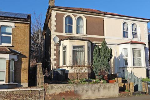 Croham Road, South Croydon 3 bed semi