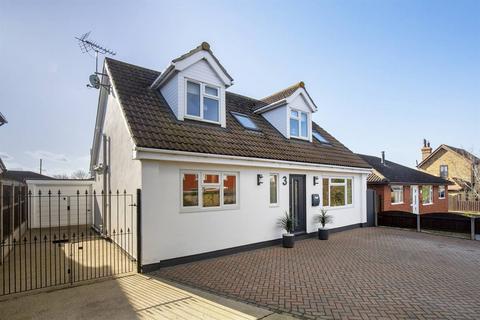 Bartlett Drive, Whitstable 4 bed detached house for sale