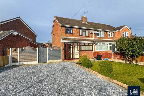 Love Lane, Great Wyrley, WS6 6NW 3 bed semi