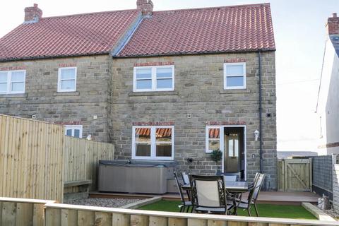 Raven Hall Road, Ravenscar, Scarborough 3 bed semi