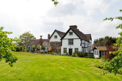 6 bedroom equestrian property for sale