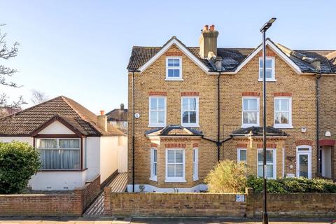 Merchland Road, London SE9 4 bed end of terrace house for sale