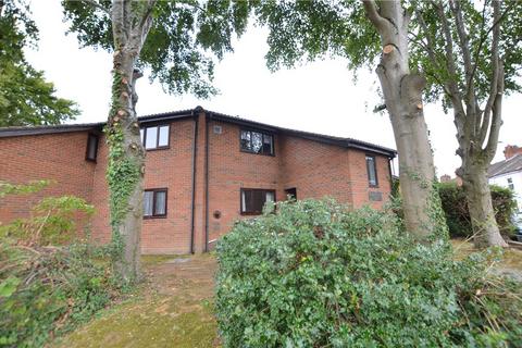 Vale Road, Camberley, Surrey 2 bed apartment for sale