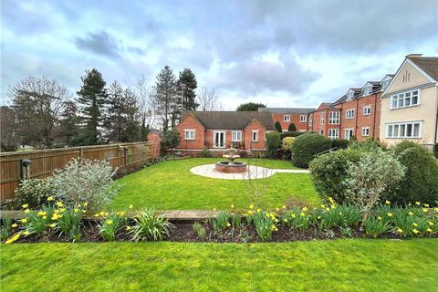 Coopers Lane, Evesham, Worcestershire 2 bed bungalow for sale