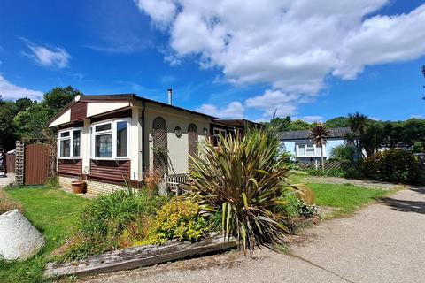 2 bedroom mobile home for sale