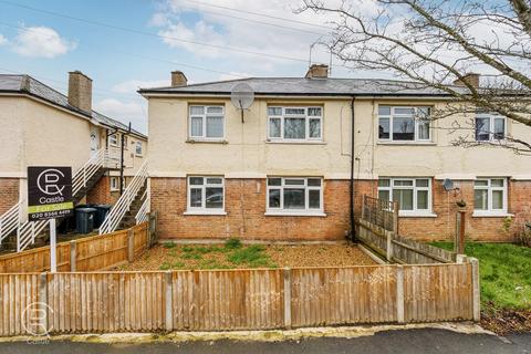 Cedar Grove, London, W5 2 bed maisonette for sale